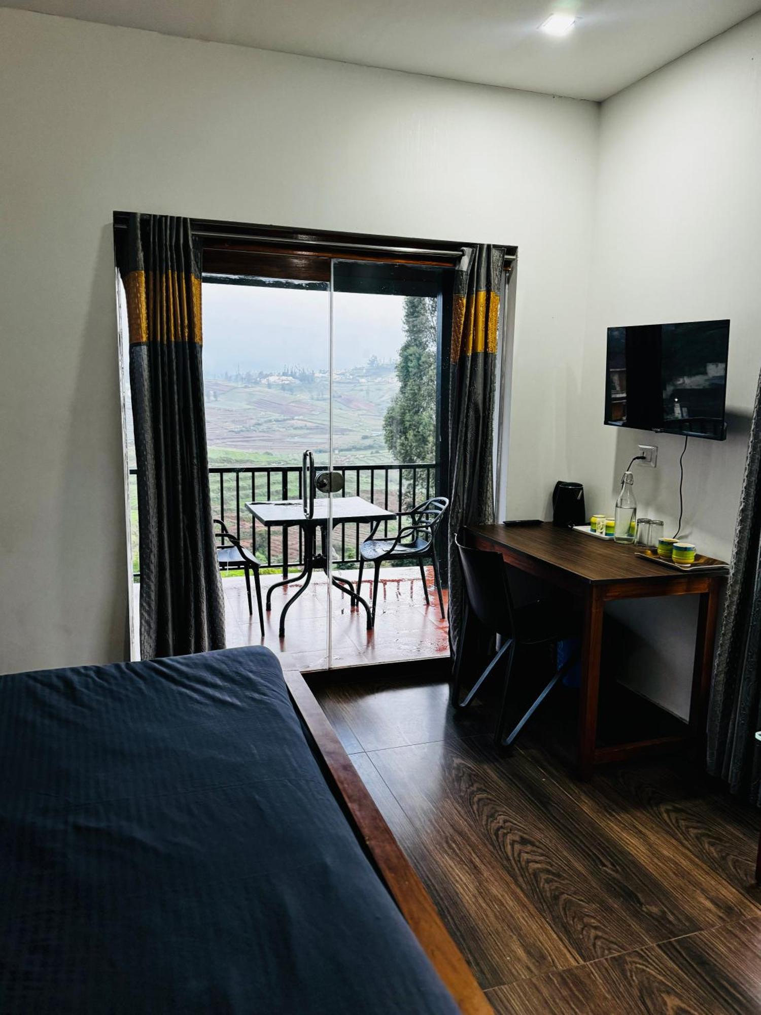 The Wooden Springs Bed & Breakfast Ooty Ngoại thất bức ảnh